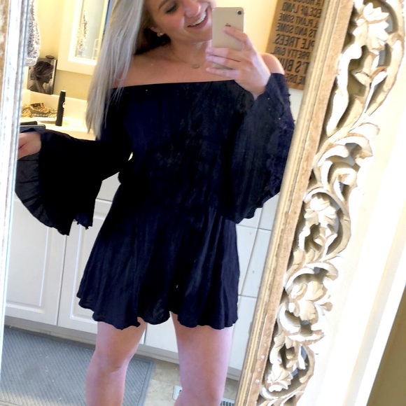 Altar’d State Navy Blue Bell Sleeve Romper - Picture 2 of 7